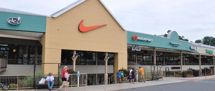 nike outlet rockvale square