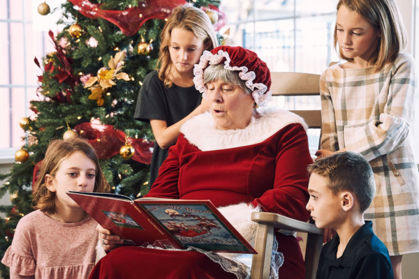 Dinner with Mrs Claus at Kitchen Kettle Village - Intercourse, PA