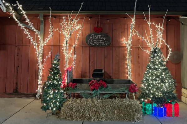 Christmas At The Dairy! - Oregon Dairy Farmstead Image For Lancasterpa.com Oregon Dairy Farmstead - Christmas At The Dairy! - Lancaster, Pa