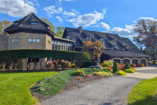Twin Pine Manor Bed and Breakfast