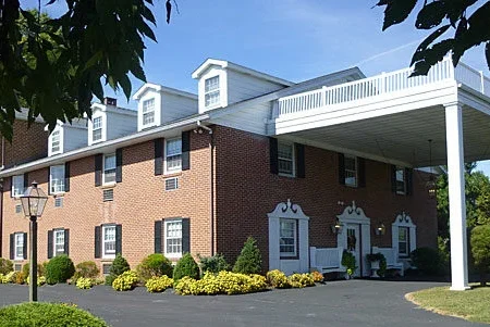 Smoketown Inn exterior, a bed and breakfast in Lancaster County, PA