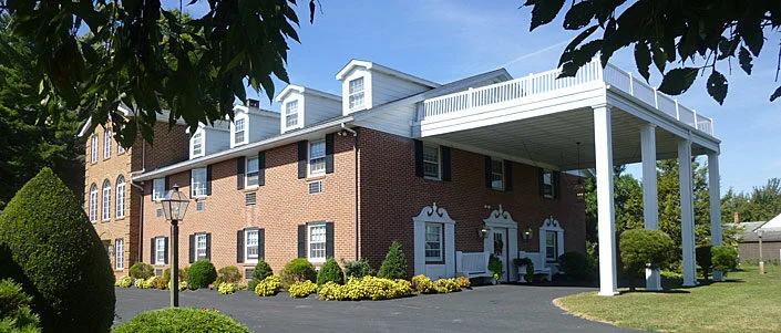 Smoketown Inn exterior, a bed and breakfast in Lancaster County, PA