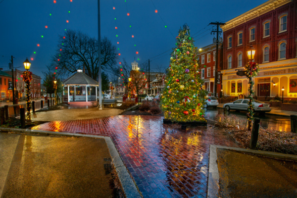 Manheim Christmas Tree Lighting Celebration Image For Lancasterpa.com An Image Representing Manheim Christmas Tree Lighting Celebration In Lancaster County, Pa