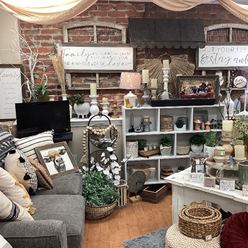 Charlamay'S Trinkets And Treasures - Elizabethtown, Pa