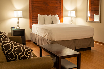 Hershey Farm Resort - Lodging - Strasburg, Pa