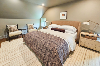 Mill Creek Manor - Bird-In-Hand, Pa