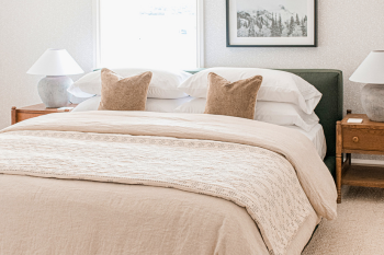 Mill Creek Manor - Bird-In-Hand, Pa