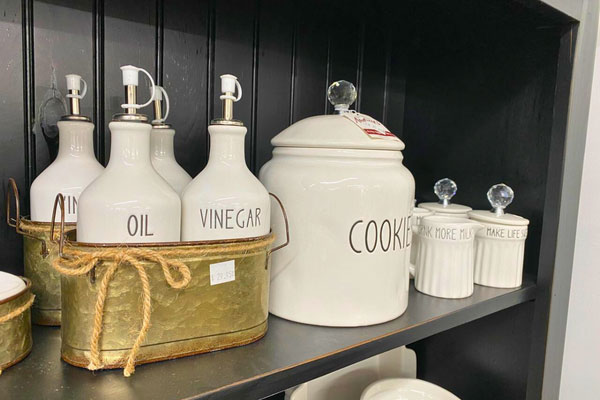 Fern and Fountain Wedding Photography - Lancaster, PA