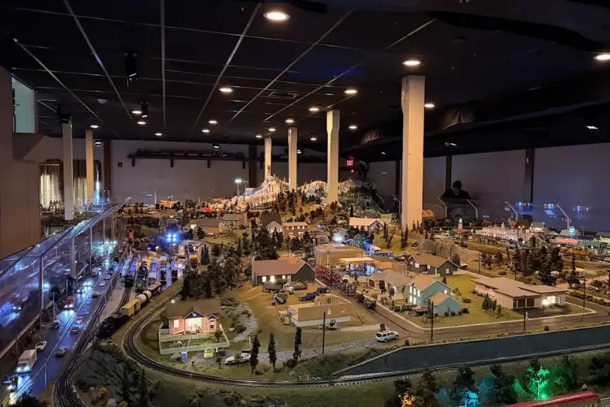 Choo Choo Barn - Strasburg, PA