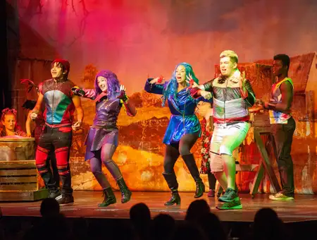 Dutch Apple Dinner Theatre - Lancaster, PA