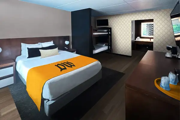 Fern and Fountain Wedding Photography - Lancaster, PA