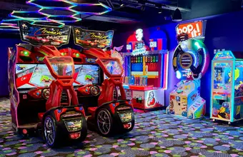 Arcade - Dutch Wonderland Inn - Lancaster, PA