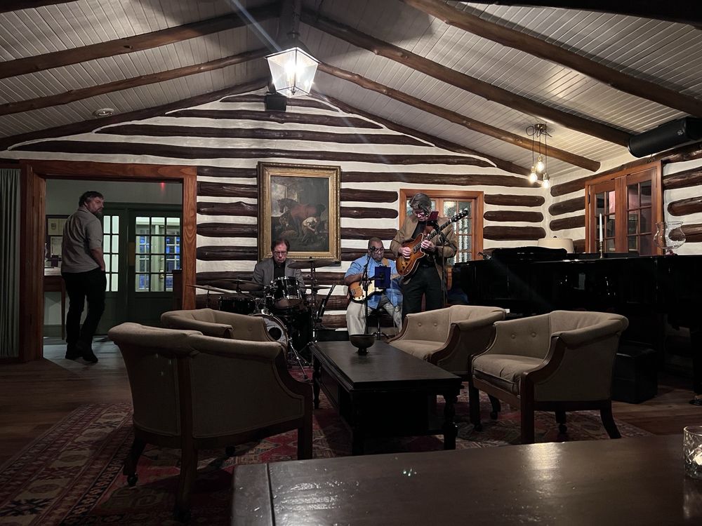 Log Cabin Rooms
