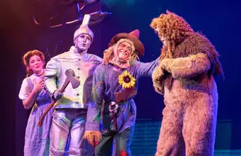 Wizard of Oz stage production with Dorothy, Tin Man, Scarecrow, and Lion, live theater in Lancaster PA