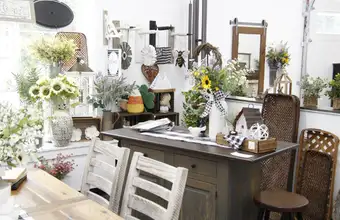 Rustic farmhouse home decor and antique furniture at Amish business in Lancaster County PA