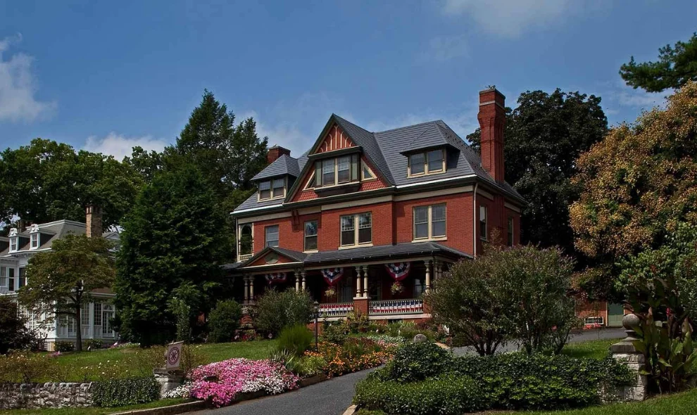 B.F. Hiestand House bed and breakfast, historic Victorian mansion with wraparound porch in Lancaster PA