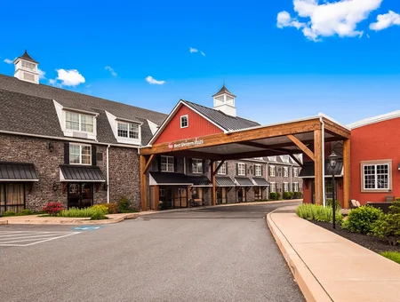 Best Western Plus Intercourse Village Inn exterior with covered entrance in Lancaster PA