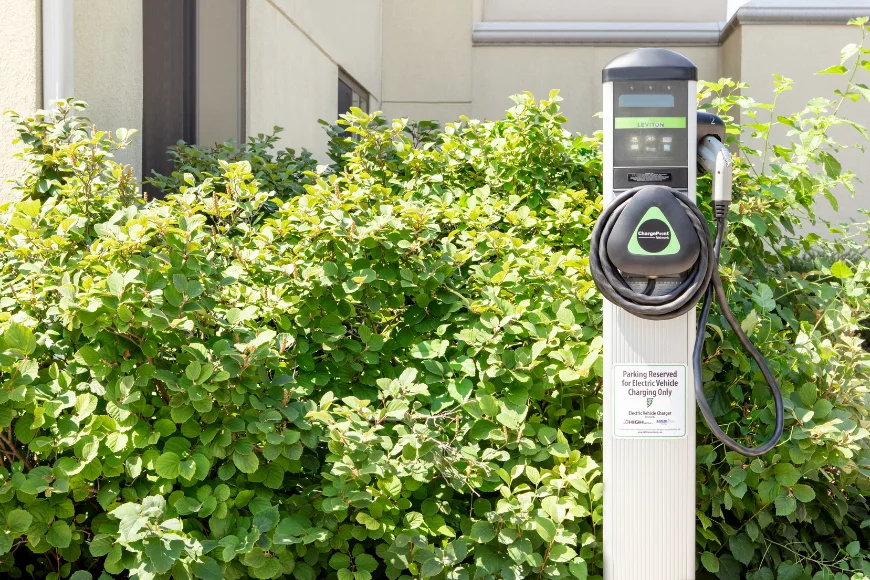 Electric vehicle charging station at Courtyard by Marriott Lancaster PA