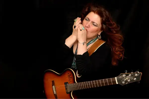 Octavia Blues LIVE at Thorn Hill Vineyards - Lancaster, PA